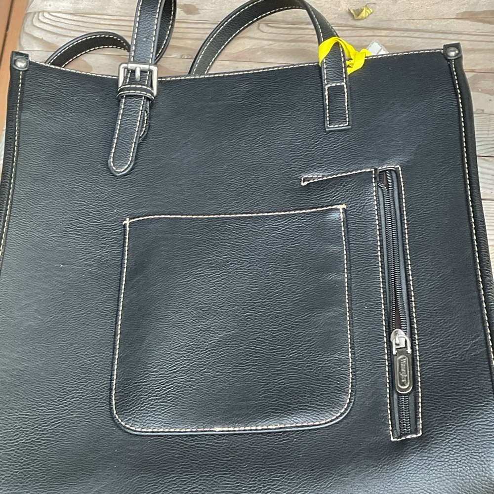 Wrangler large conceal carry tote Nwt - Picture 2 of 4